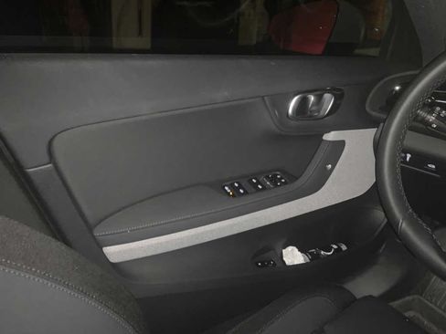 Used 2022 Polestar Polestar 2 w/ Plus Package image 8