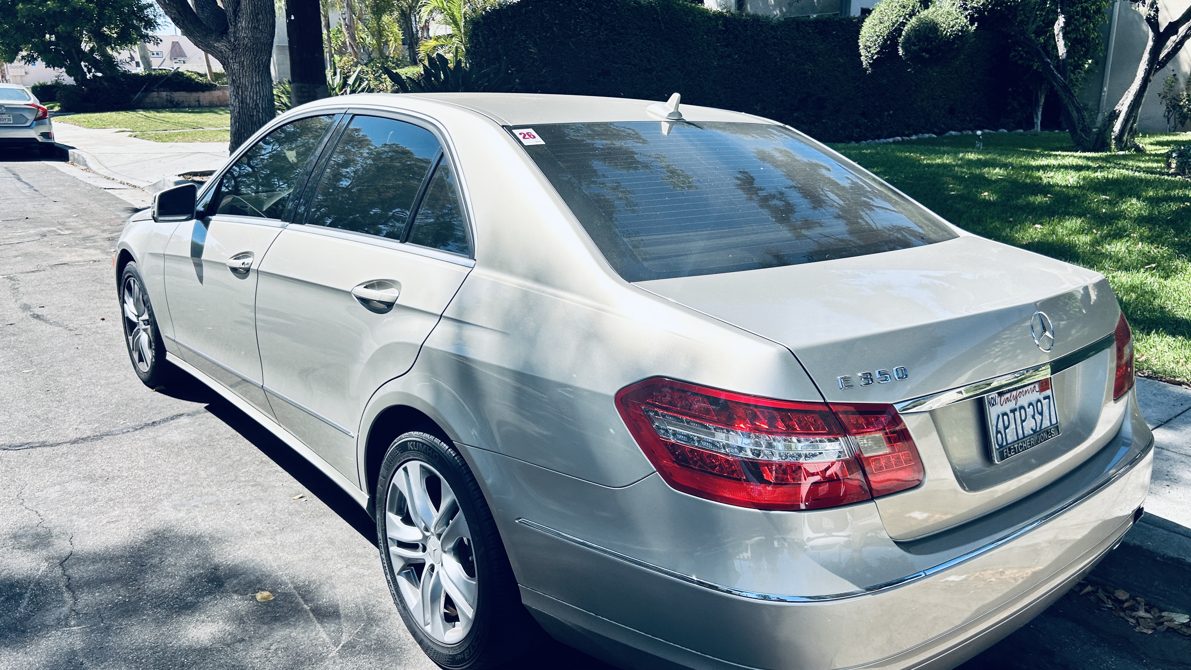Used 2011 Mercedes-Benz E 350 Sedan image 8