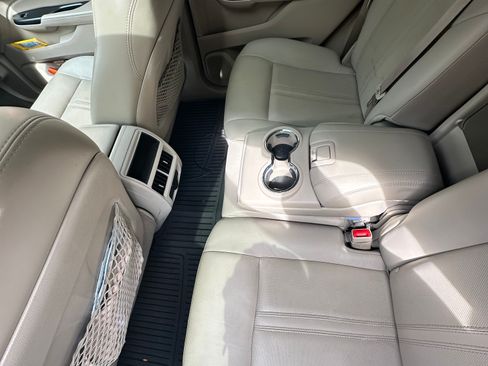 Used 2015 Cadillac SRX Luxury w/ Driver Awareness Package image 15