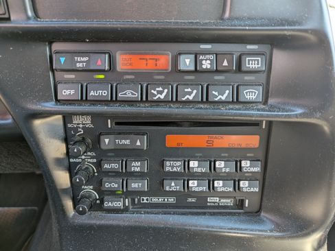 Used 1995 Chevrolet Corvette Coupe image 11