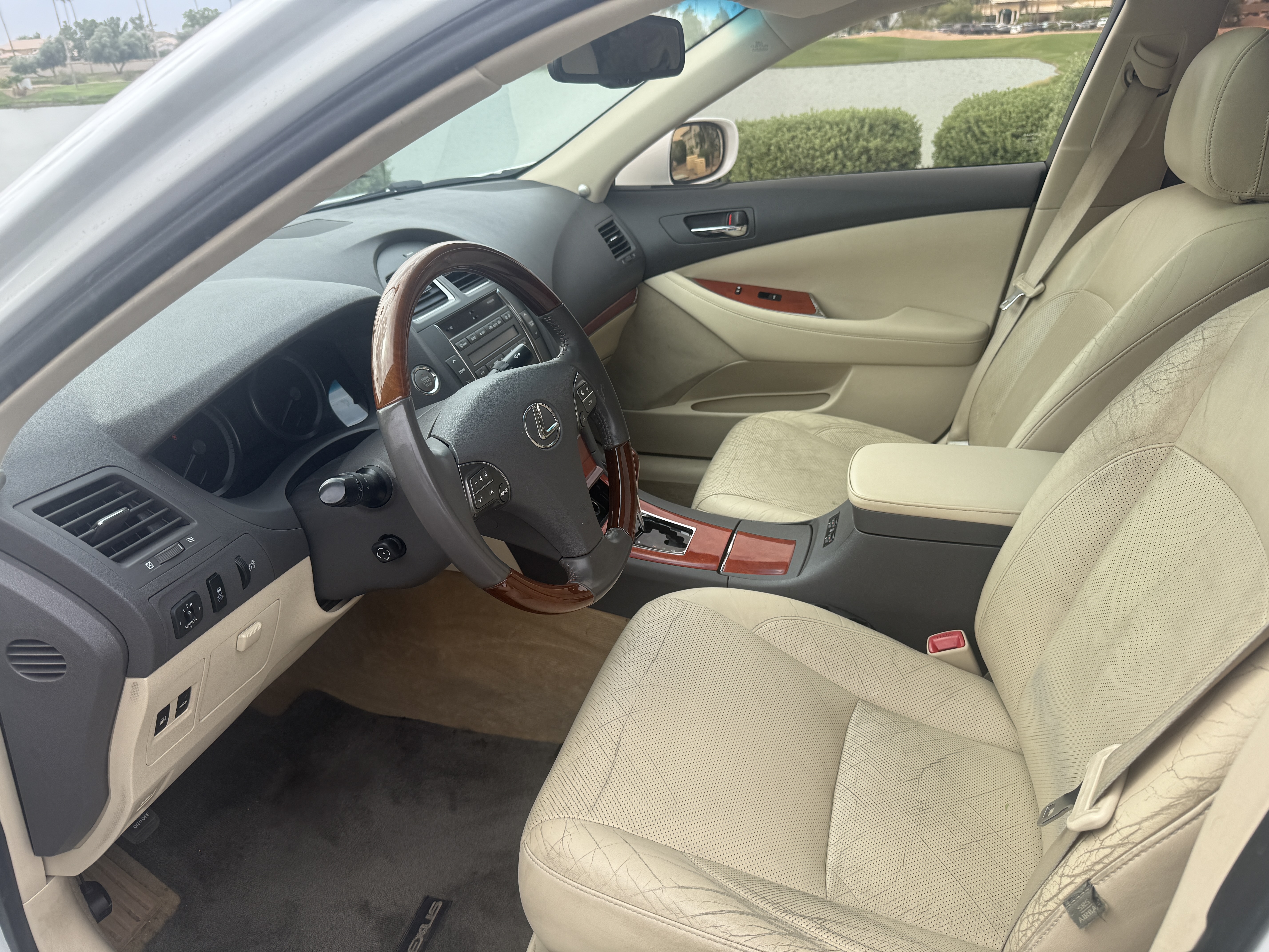 Used 2010 Lexus ES 350 FWD image 9