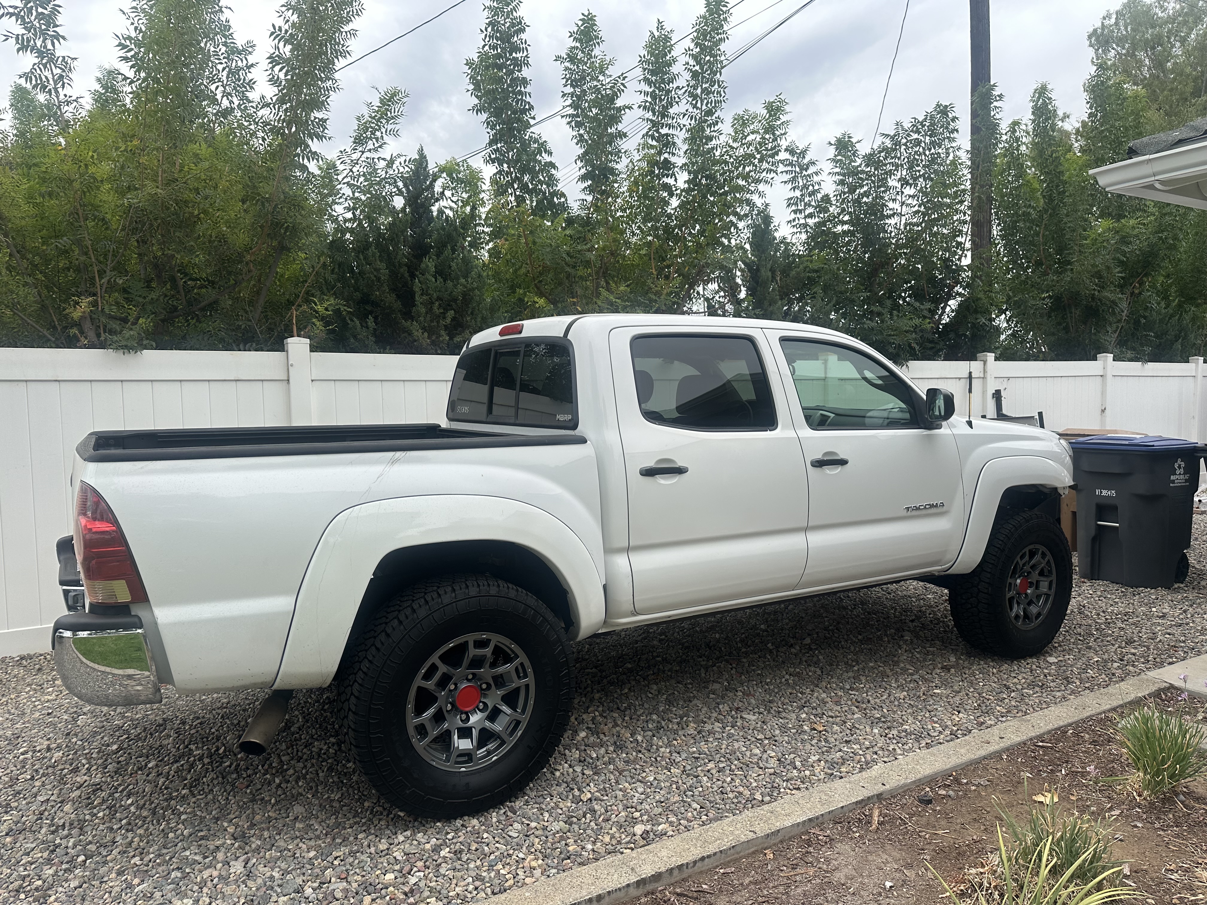 Used 2007 Toyota Tacoma PreRunner w/ SR5 Pkg #2 RWD image 1