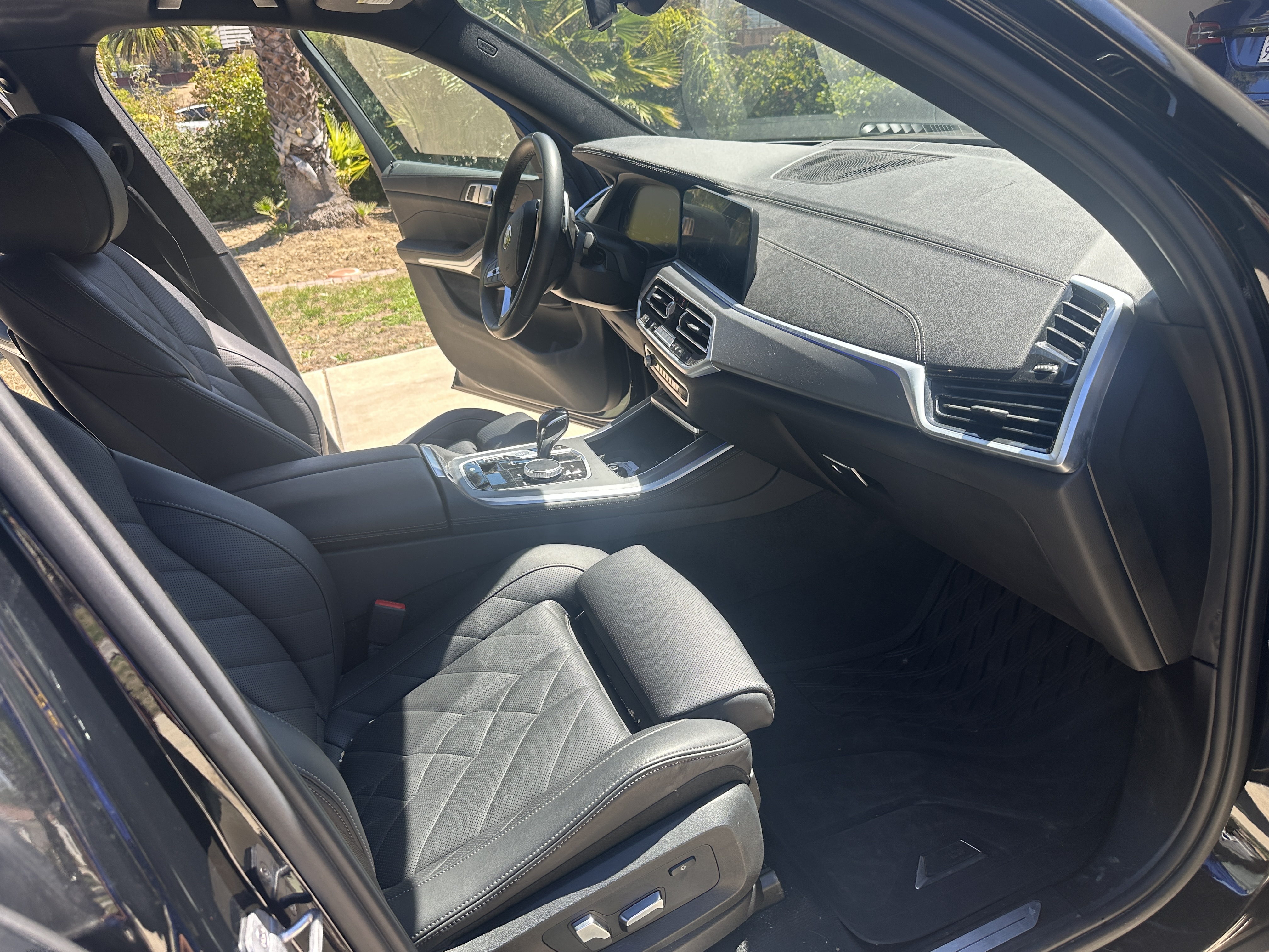 Used 2023 BMW X5 xDrive40i w/ Premium Package AWD/4WD image 12