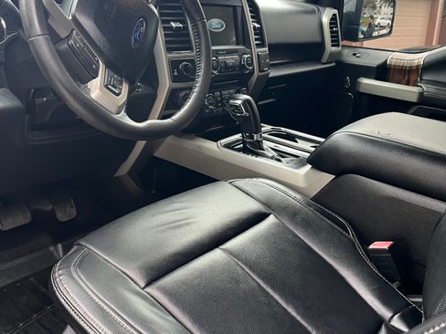 Used 2018 Ford F150 Lariat image 8