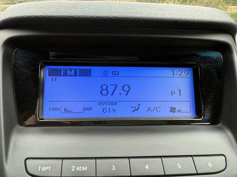 Used 2013 Hyundai Genesis 3.8 image 24