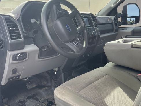 Used 2019 Ford F350 XL w/ Power Equipment Group image 9