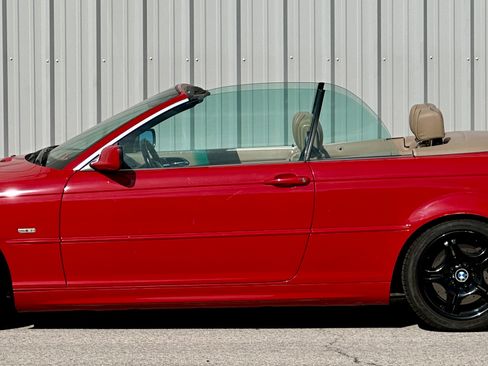 Used 2002 BMW 330Ci Convertible image 1
