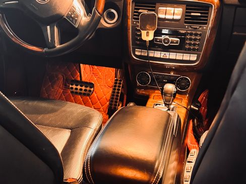 Used 2013 Mercedes-Benz G 550 image 6