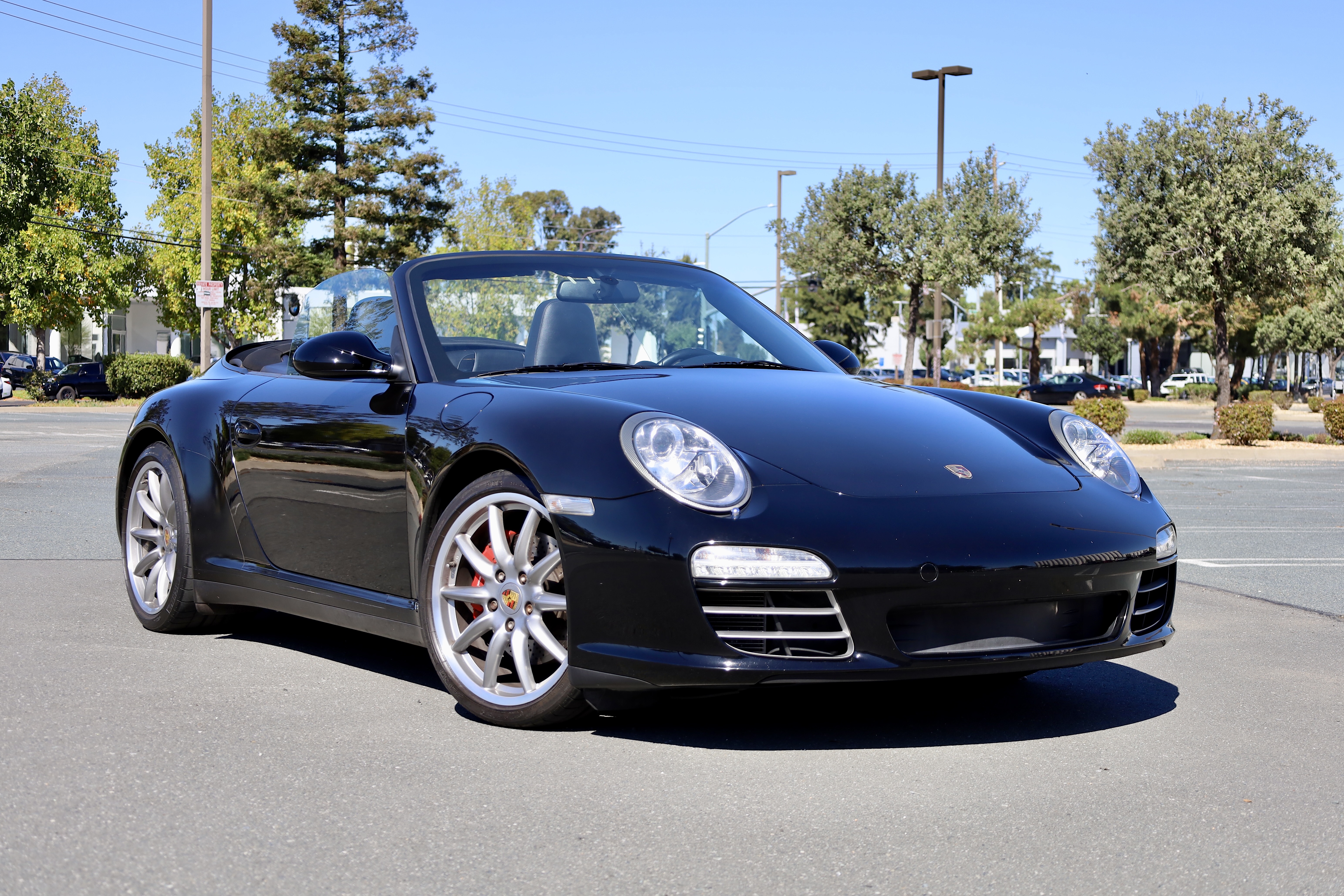 Used 2010 Porsche 911 Carrera 4S AWD/4WD image 11