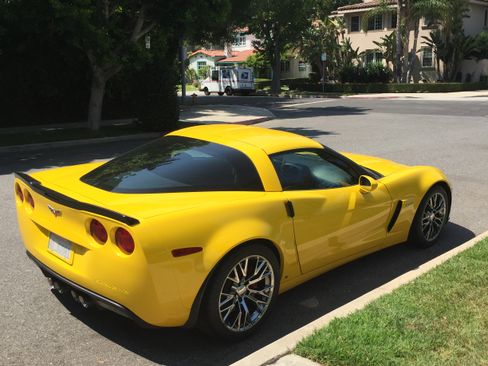 Used 2007 Chevrolet Corvette Z06 w/ Preferred Equipment Group image 6