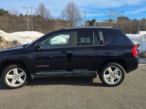 Used 2011 Jeep Compass Limited w/ Sun/Sound Group image 5