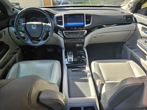 Used 2016 Honda Pilot Elite image 11
