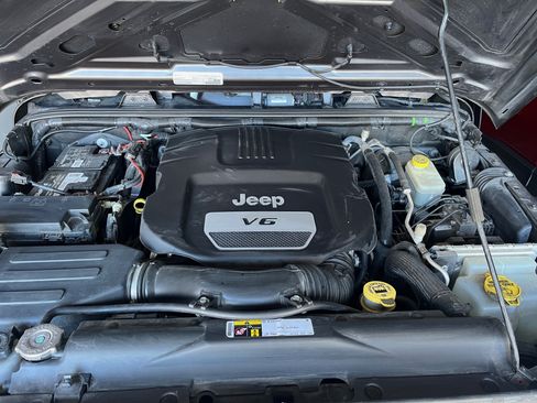 Used 2016 Jeep Wrangler Sport w/ Quick Order Package 23S image 8