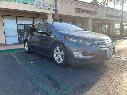 Used 2013 Chevrolet Volt Premium w/ Premium Trim Package FWD image 1