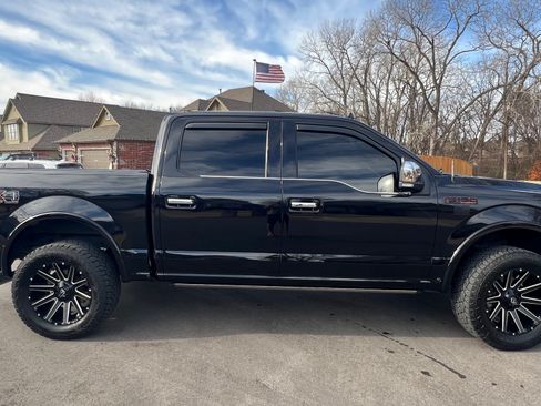 Used 2019 Ford F150 Platinum w/ Equipment Group 701A Luxury image 2