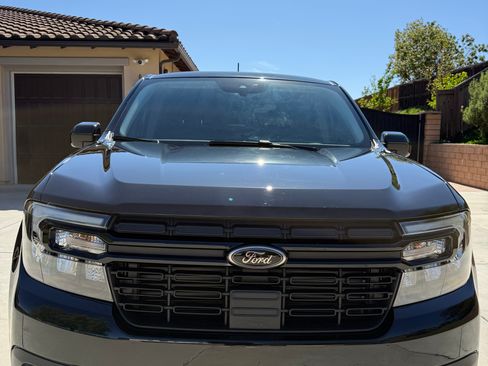 Used 2024 Ford Maverick Lariat w/ Black Appearance Package image 1