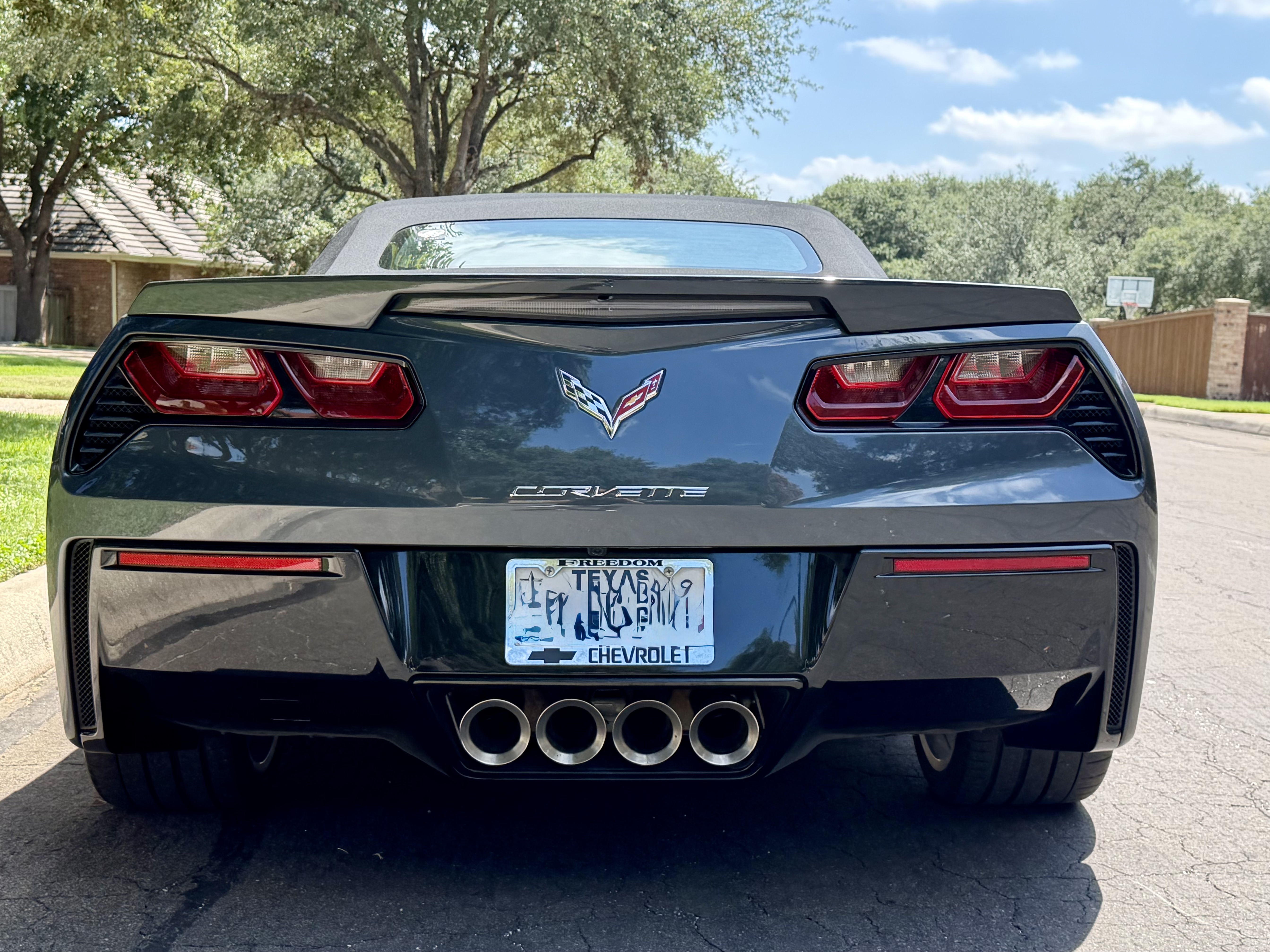Used 2014 Chevrolet Corvette Stingray Convertible w/ 2LT Preferred Equipment Group RWD image 2