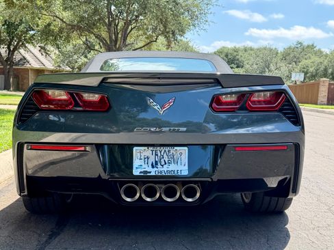 Used 2014 Chevrolet Corvette Stingray Convertible w/ 2LT Preferred Equipment Group RWD image 2