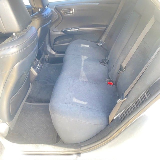 Used 2016 Toyota Avalon Limited w/ Toyota Safety Sense Package FWD image 2