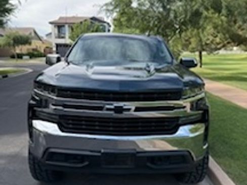 Used 2020 Chevrolet Silverado 1500 LT w/ Fleet Comfort Package AWD/4WD image 6