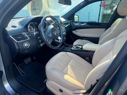 Used 2018 Mercedes-Benz GLS 450 4MATIC image 11