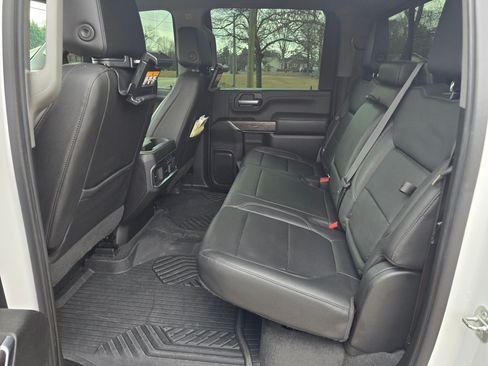 Used 2021 Chevrolet Silverado 2500 LTZ w/ LTZ Plus Package image 10