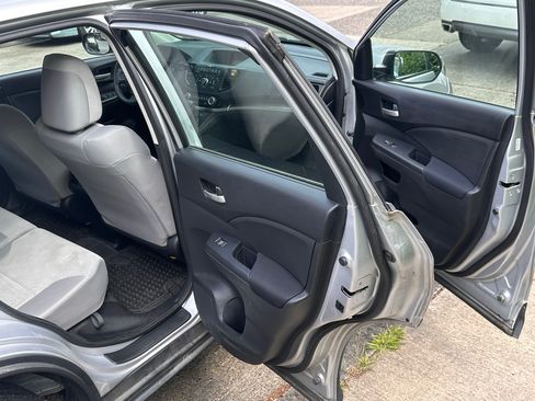 Used 2016 Honda CR-V LX image 15