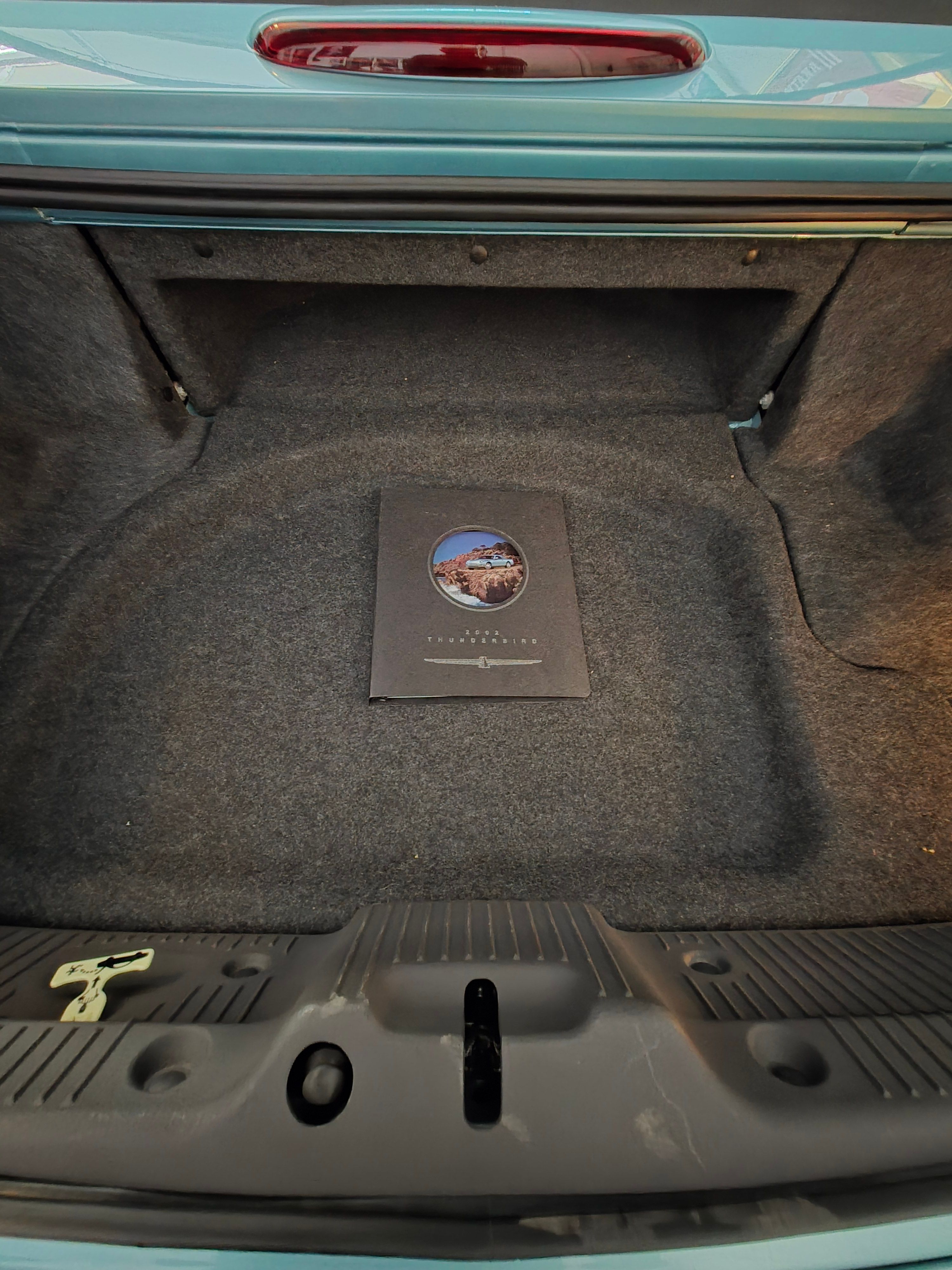 Used 2002 Ford Thunderbird RWD image 24
