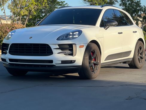 Used 2021 Porsche Macan AWD/4WD image 10