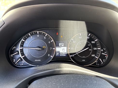 Used 2018 Nissan Armada Platinum w/ Cargo Package image 6