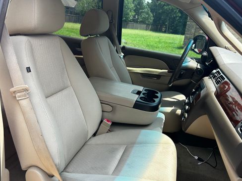 Used 2013 Chevrolet Tahoe LS image 13