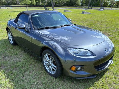 Used 2014 MAZDA MX-5 Miata Sport image 5