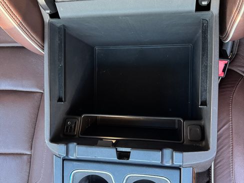 Used 2014 Chevrolet Silverado 1500 High Country image 9