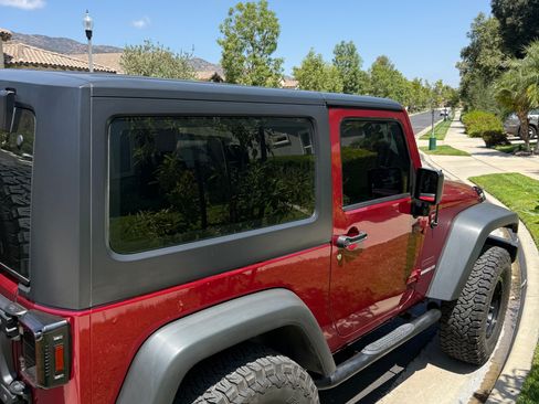 Used 2013 Jeep Wrangler Sport w/ Connectivity Group AWD/4WD image 5
