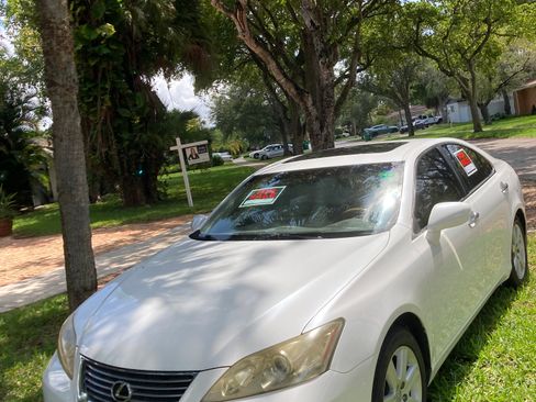 Used 2008 Lexus ES 350 w/ Premium Pkg image 1