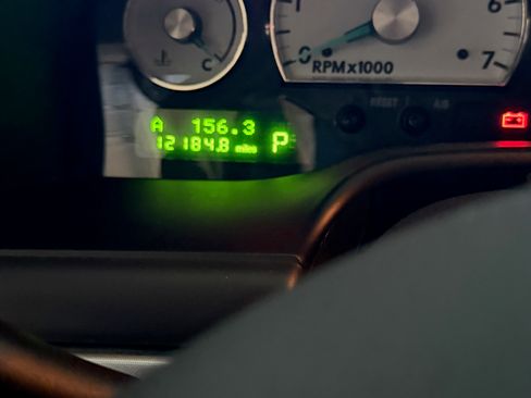 Used 2003 Ford Thunderbird image 18