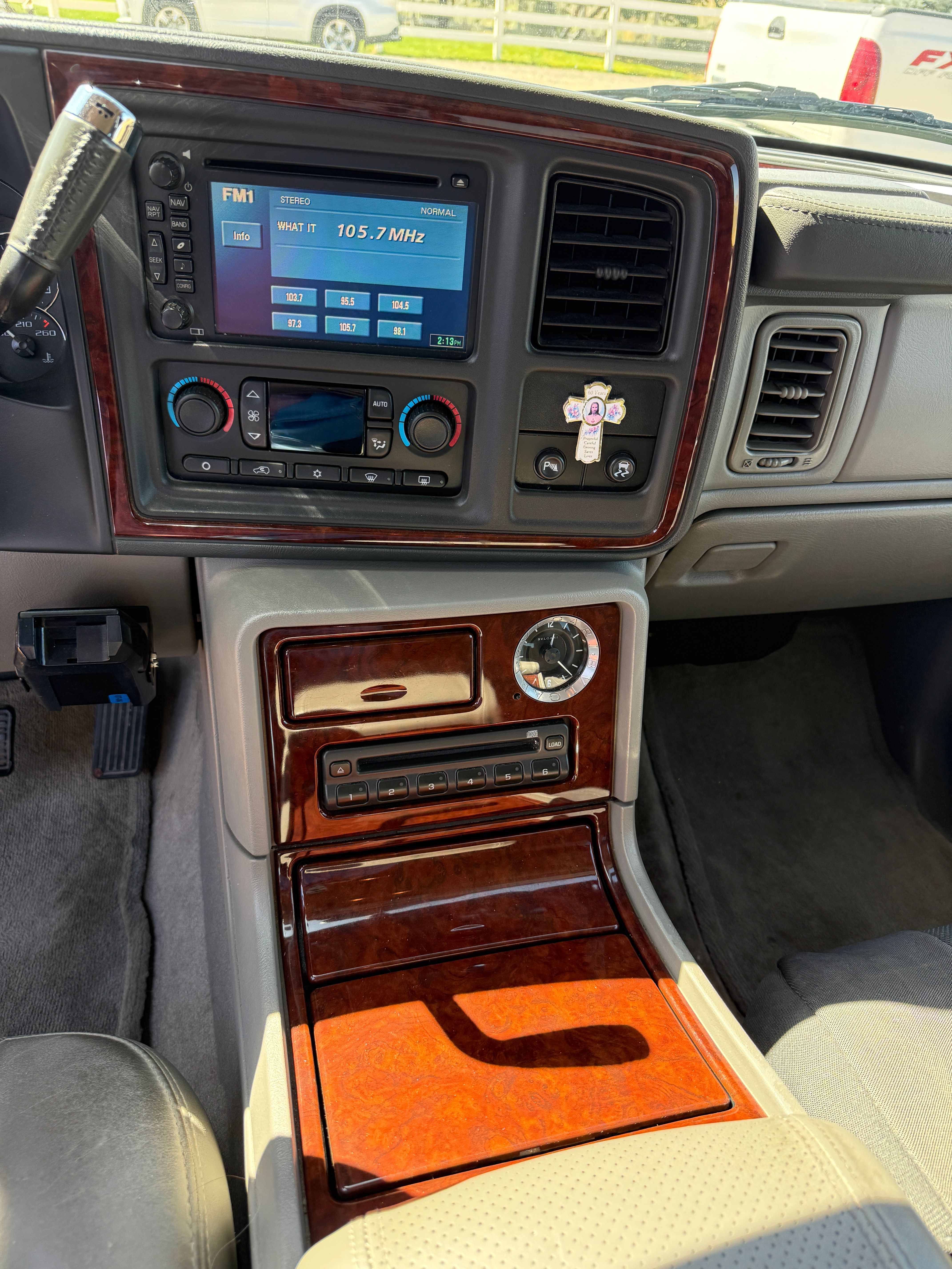 Used 2005 Cadillac Escalade AWD image 8