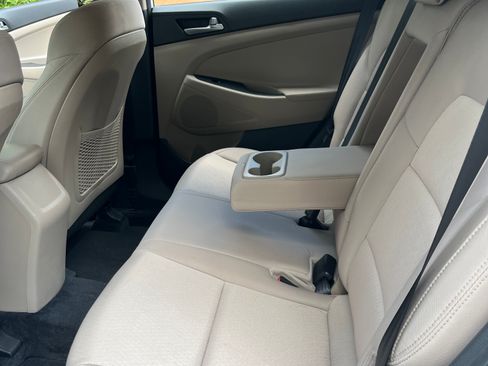 Used 2017 Hyundai Tucson SE FWD image 27