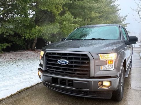 Used 2017 Ford F150 XLT w/ Equipment Group 302A Luxury image 2