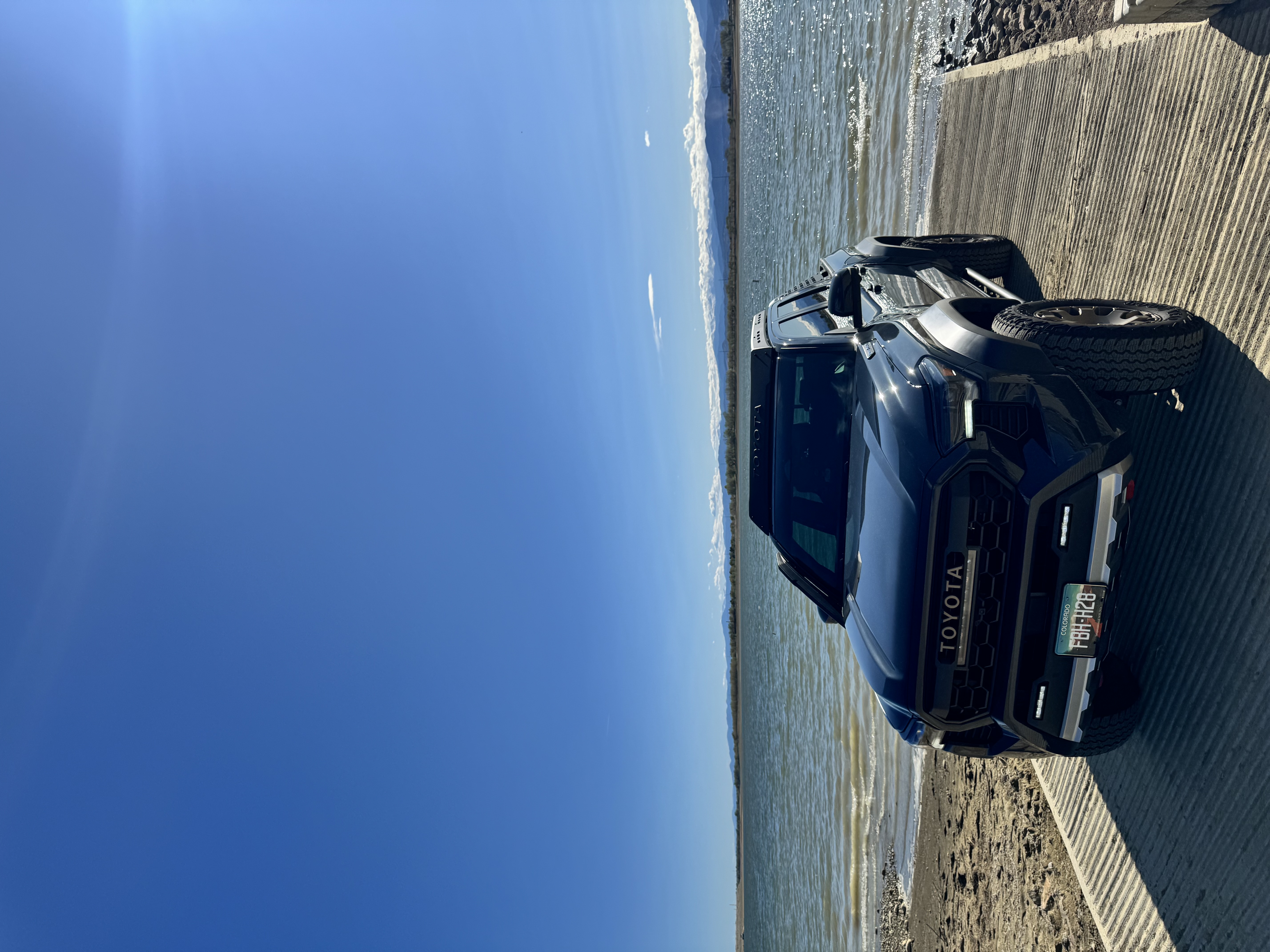Used 2025 Toyota Tacoma 4x4 Double Cab Hybrid image 1