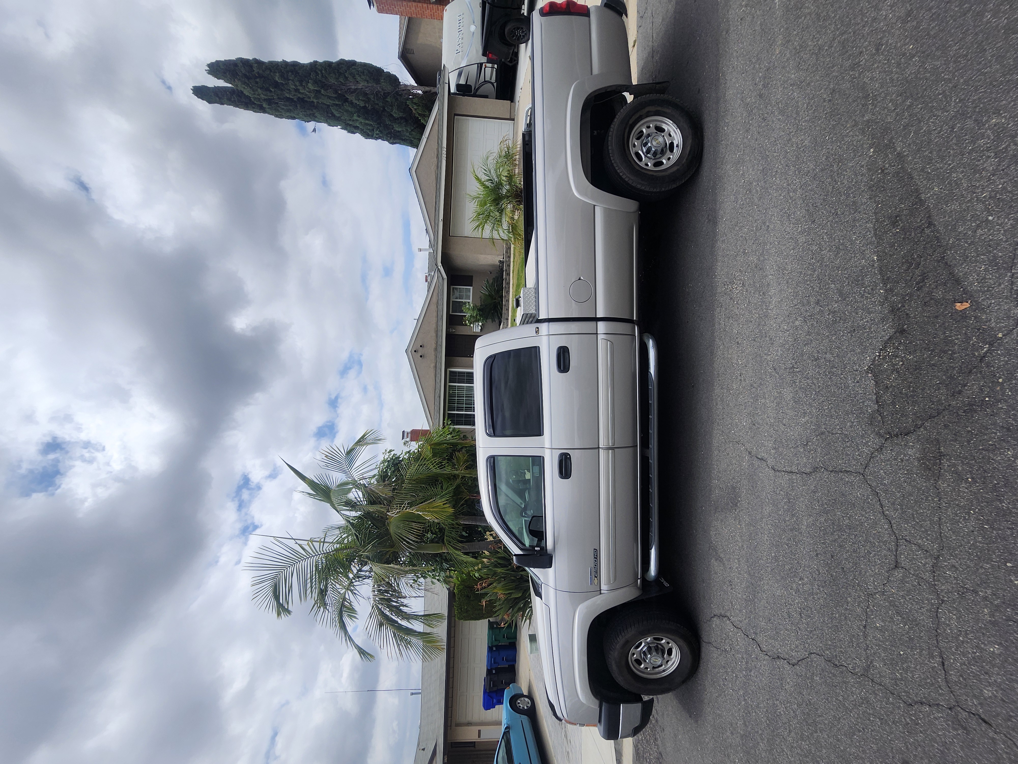 Used 2006 Chevrolet Silverado 2500 LT w/ Heavy-Duty Power Package RWD image 19
