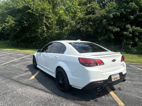 Used 2017 Chevrolet SS RWD image 11