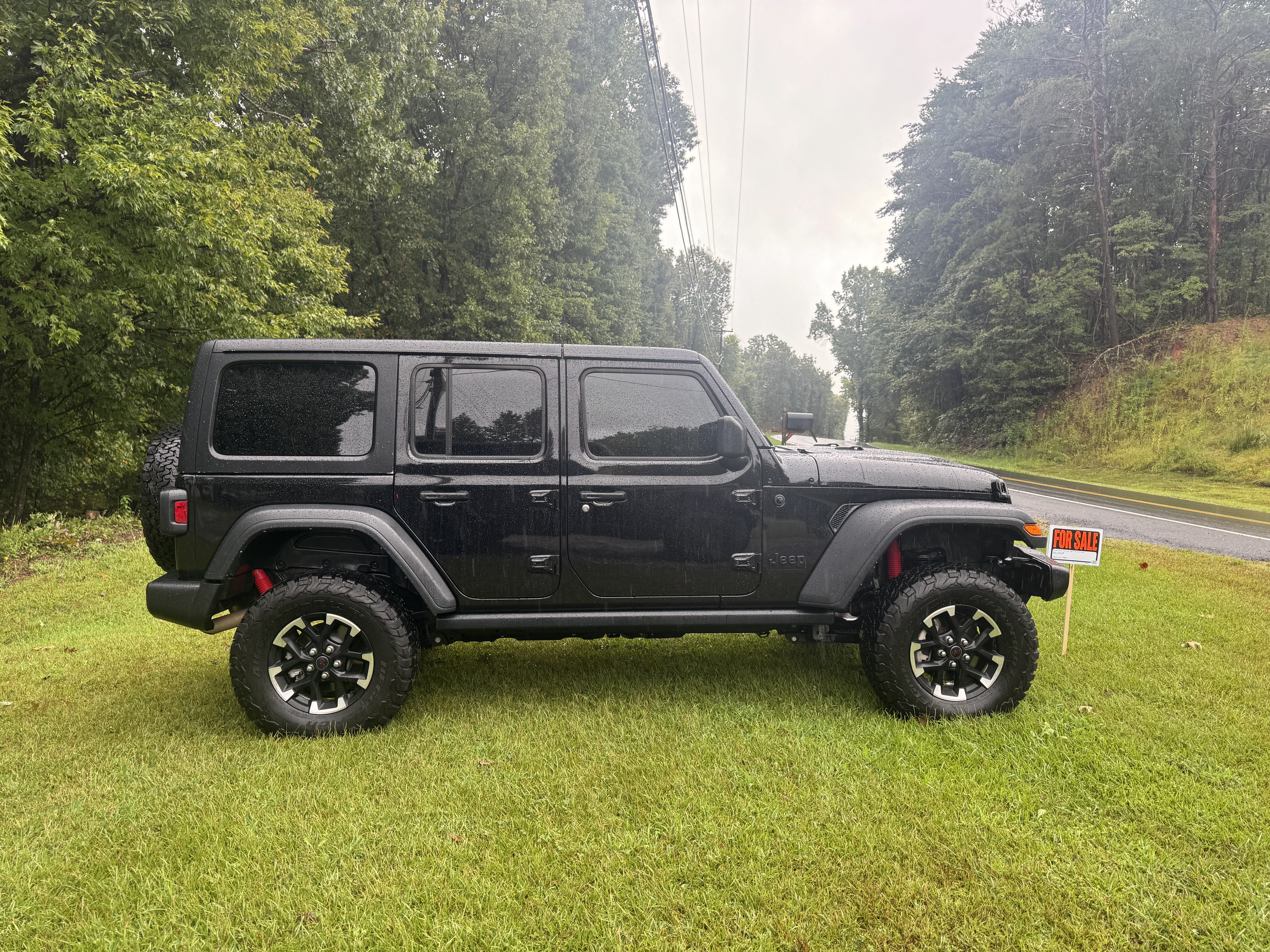 Used 2023 Jeep Wrangler Unlimited Sport AWD/4WD image 1