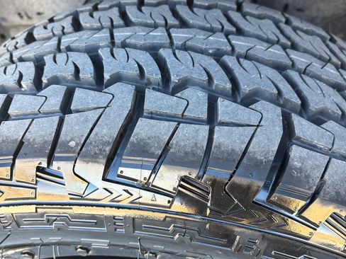 Used 2017 Toyota Tundra SR5 image 18