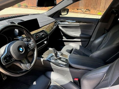 Used 2018 BMW 530e image 21
