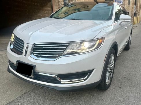 Used 2017 Lincoln MKX Reserve w/ Lincoln MKX Climate Package AWD/4WD image 2