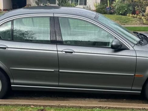 Used 2003 Jaguar X-TYPE 2.5 image 4