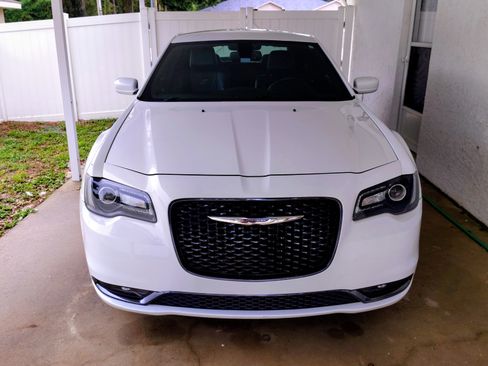 Used 2015 Chrysler 300 S AWD/4WD image 2