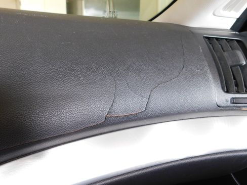 Used 2010 INFINITI G37 Convertible w/ Premium Pkg RWD image 27