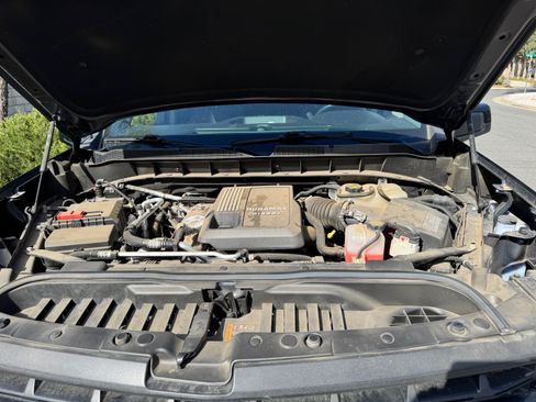 Used 2021 Chevrolet Silverado 1500 RST image 13